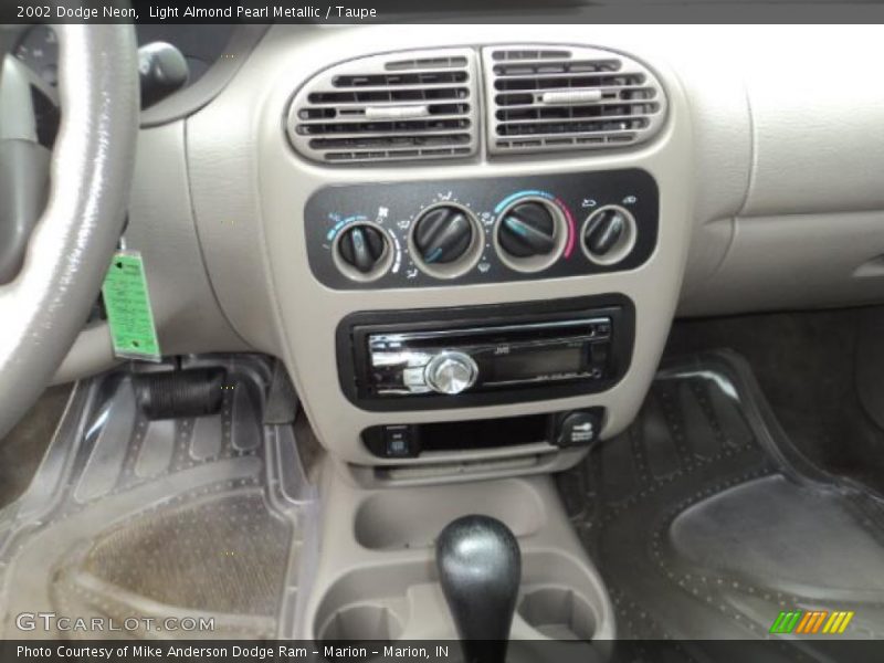 Light Almond Pearl Metallic / Taupe 2002 Dodge Neon