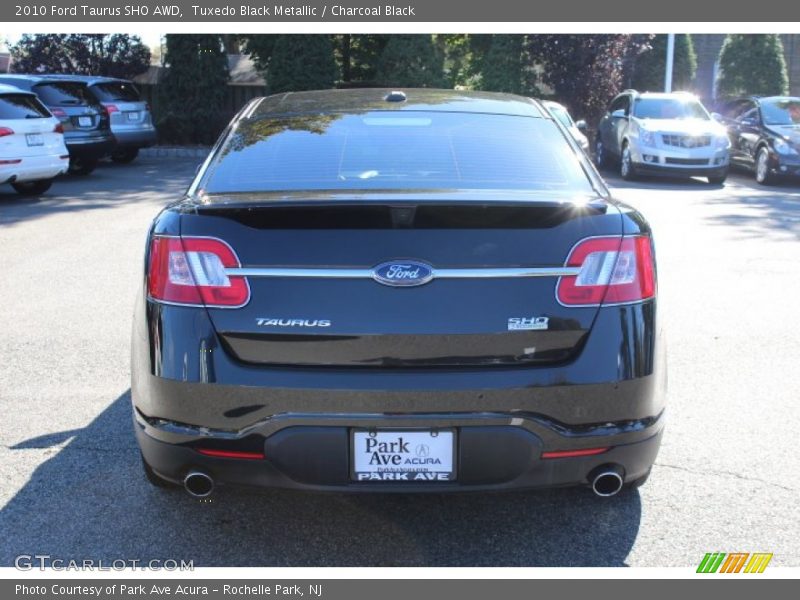 Tuxedo Black Metallic / Charcoal Black 2010 Ford Taurus SHO AWD