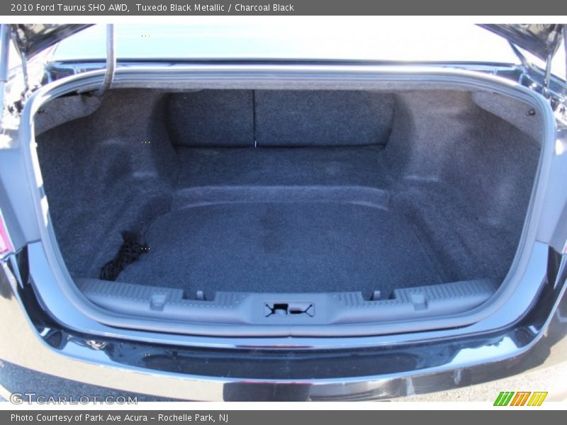 Tuxedo Black Metallic / Charcoal Black 2010 Ford Taurus SHO AWD