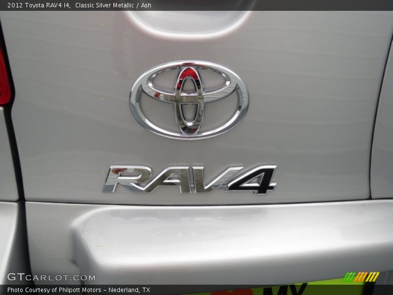 Classic Silver Metallic / Ash 2012 Toyota RAV4 I4