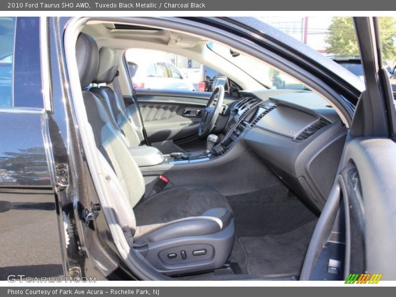 Tuxedo Black Metallic / Charcoal Black 2010 Ford Taurus SHO AWD