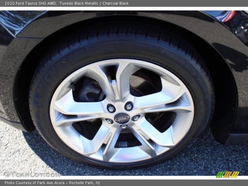 Tuxedo Black Metallic / Charcoal Black 2010 Ford Taurus SHO AWD