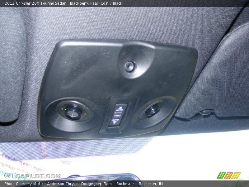 Blackberry Pearl Coat / Black 2012 Chrysler 200 Touring Sedan