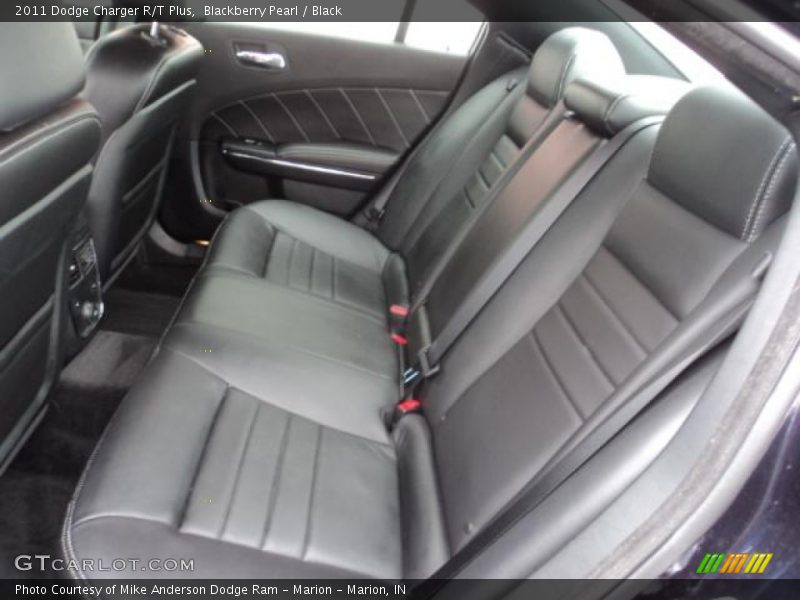 Blackberry Pearl / Black 2011 Dodge Charger R/T Plus