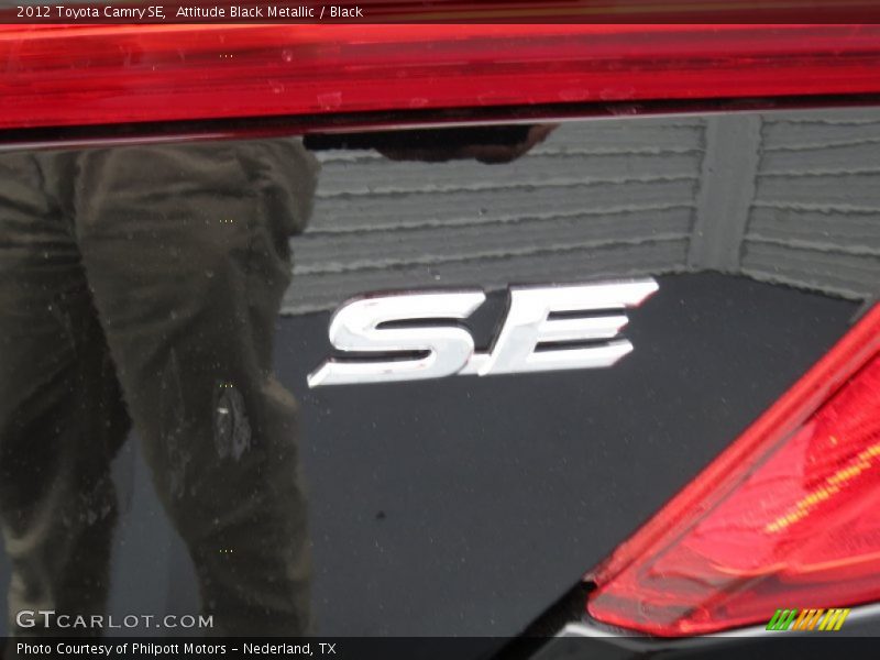Attitude Black Metallic / Black 2012 Toyota Camry SE