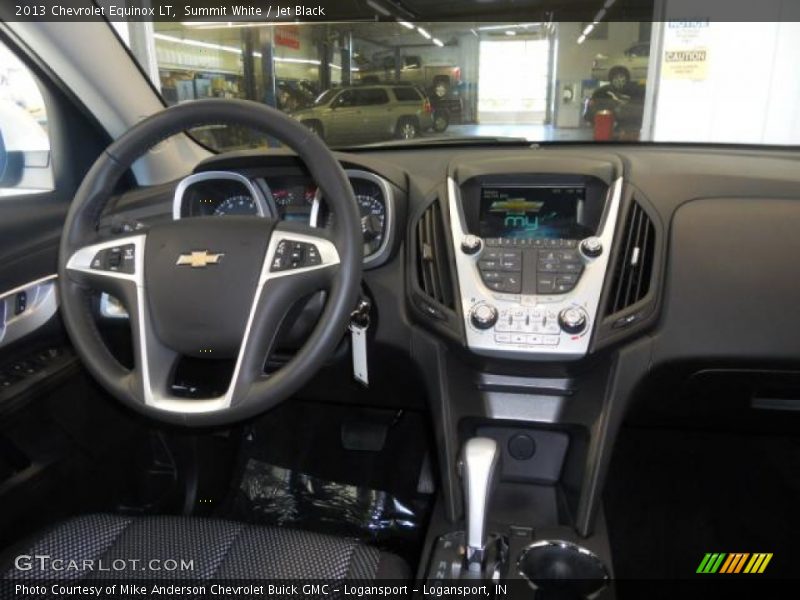 Summit White / Jet Black 2013 Chevrolet Equinox LT