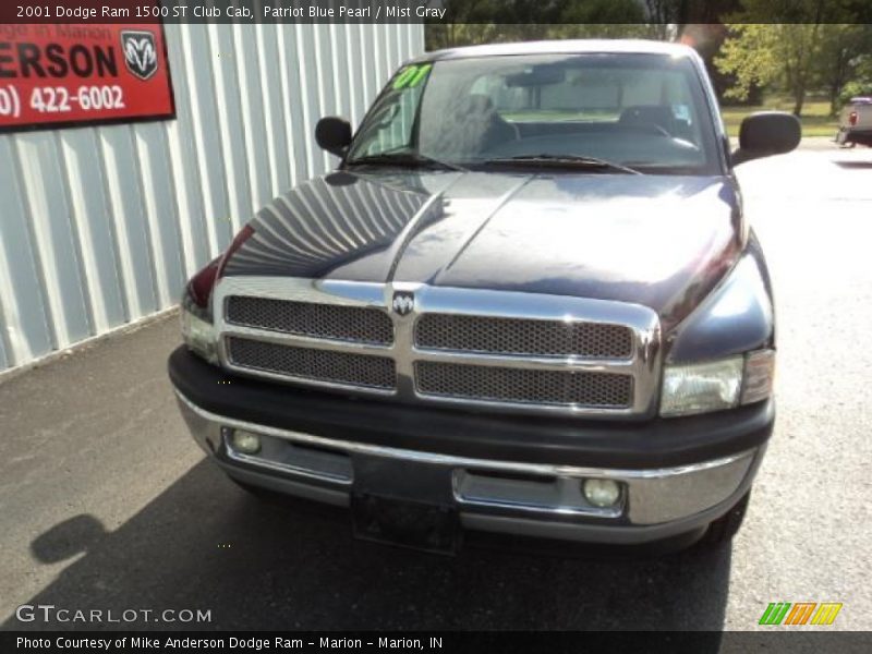 Patriot Blue Pearl / Mist Gray 2001 Dodge Ram 1500 ST Club Cab