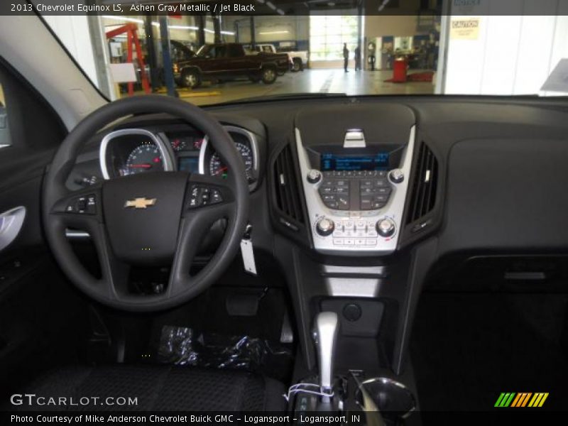 Ashen Gray Metallic / Jet Black 2013 Chevrolet Equinox LS