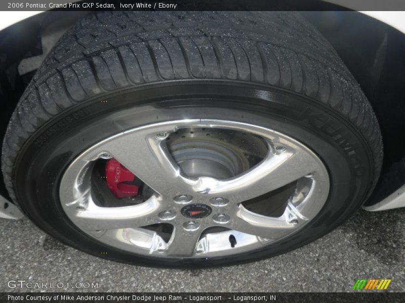 Ivory White / Ebony 2006 Pontiac Grand Prix GXP Sedan