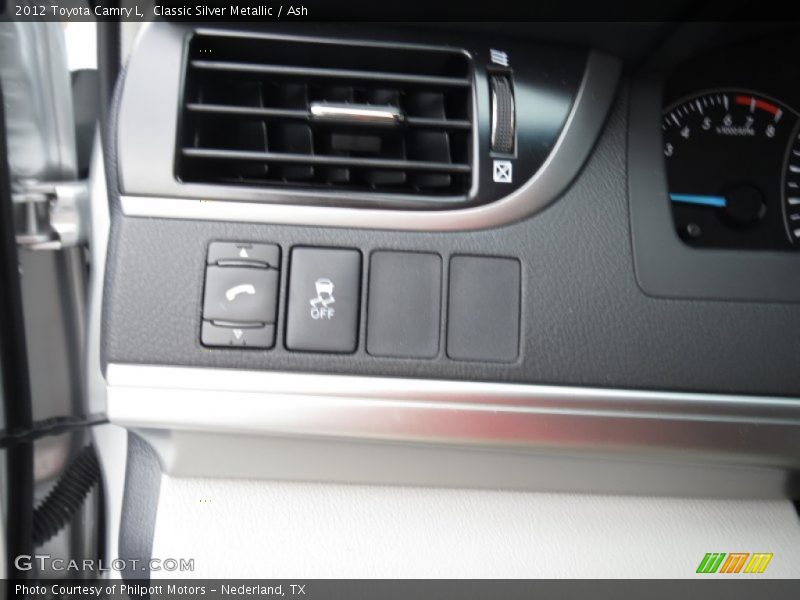 Classic Silver Metallic / Ash 2012 Toyota Camry L
