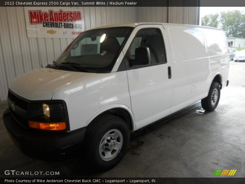 Summit White / Medium Pewter 2013 Chevrolet Express 2500 Cargo Van