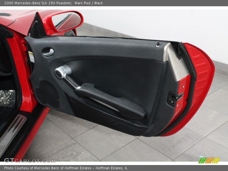 Door Panel of 2006 SLK 280 Roadster