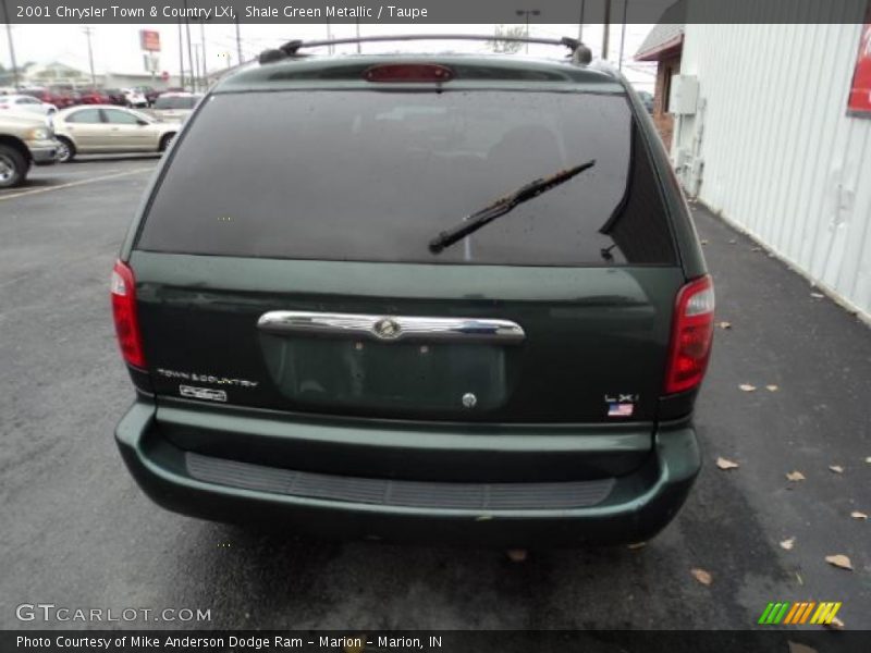 Shale Green Metallic / Taupe 2001 Chrysler Town & Country LXi