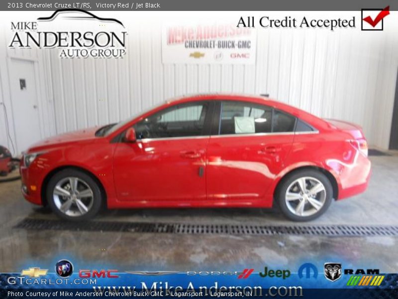 Victory Red / Jet Black 2013 Chevrolet Cruze LT/RS