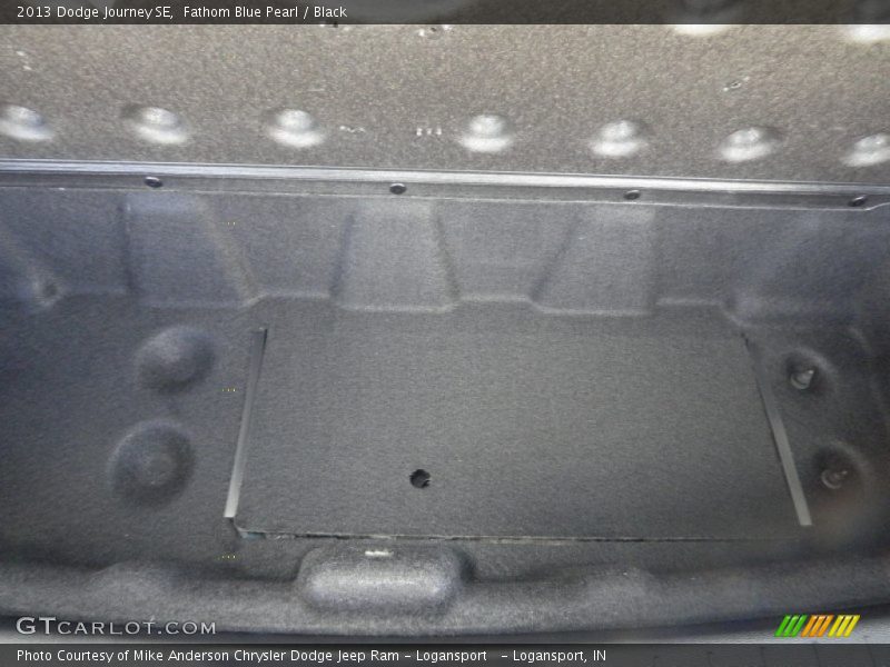 Fathom Blue Pearl / Black 2013 Dodge Journey SE