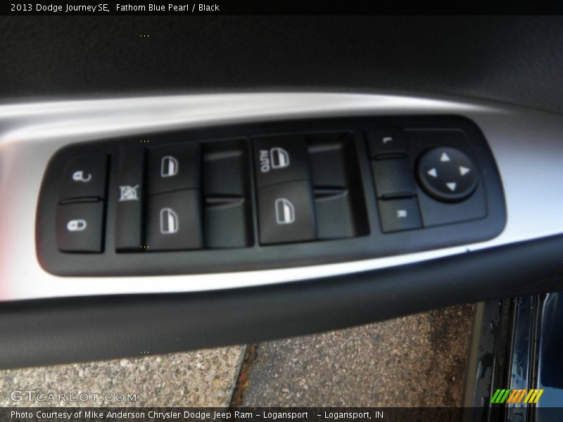 Fathom Blue Pearl / Black 2013 Dodge Journey SE