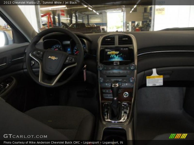 Summit White / Jet Black 2013 Chevrolet Malibu LT