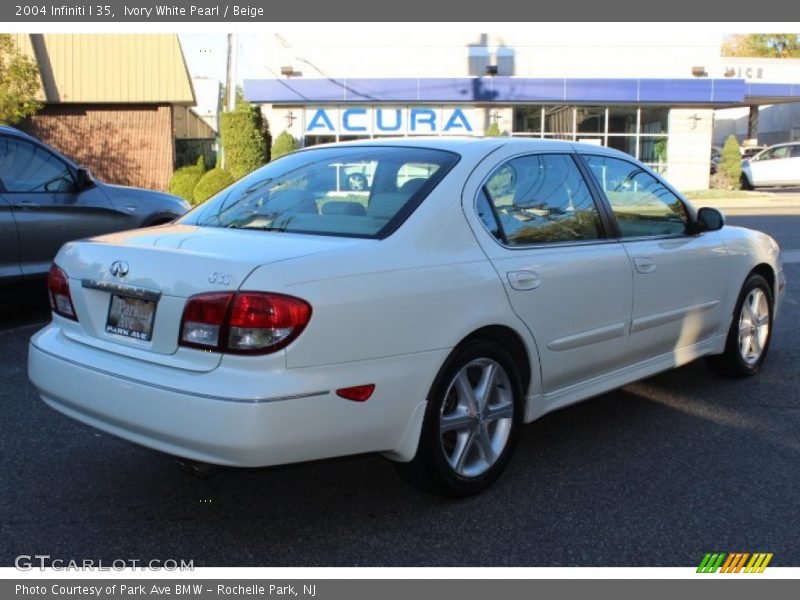 Ivory White Pearl / Beige 2004 Infiniti I 35