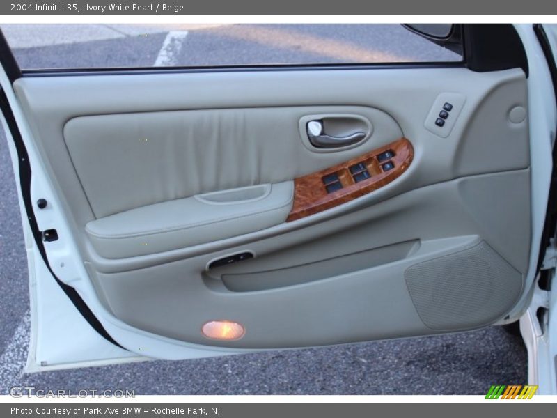 Ivory White Pearl / Beige 2004 Infiniti I 35