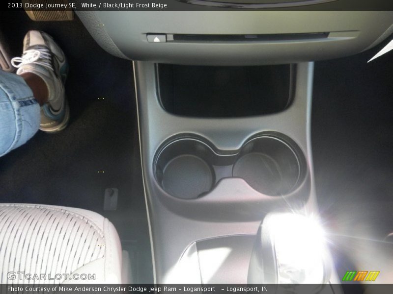 White / Black/Light Frost Beige 2013 Dodge Journey SE