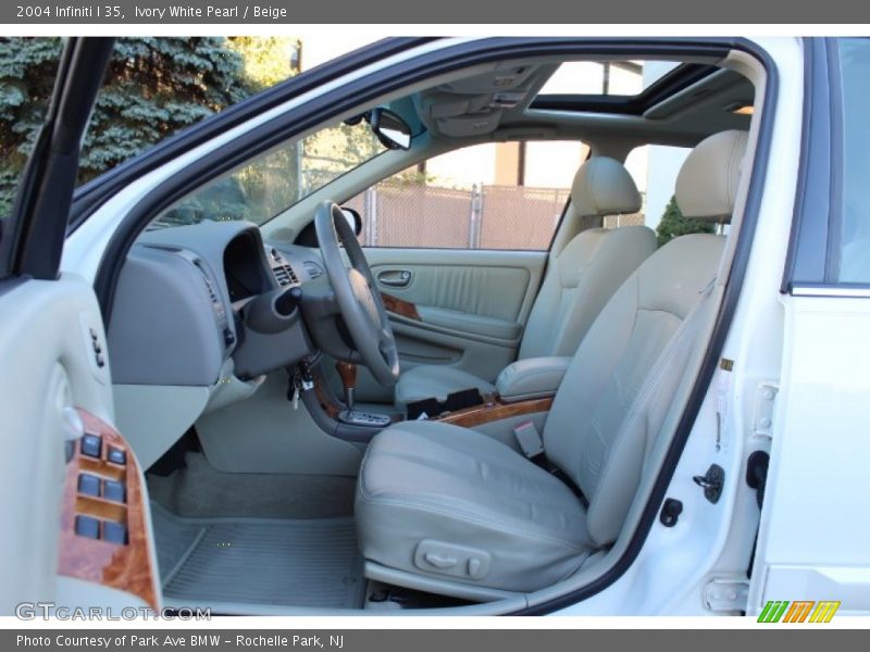 Ivory White Pearl / Beige 2004 Infiniti I 35