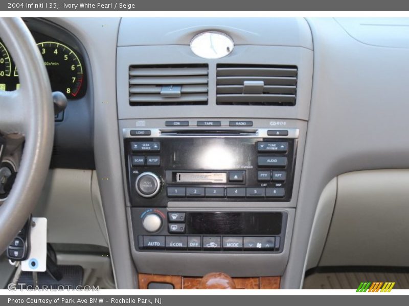 Ivory White Pearl / Beige 2004 Infiniti I 35
