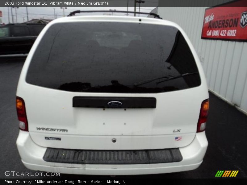 Vibrant White / Medium Graphite 2003 Ford Windstar LX