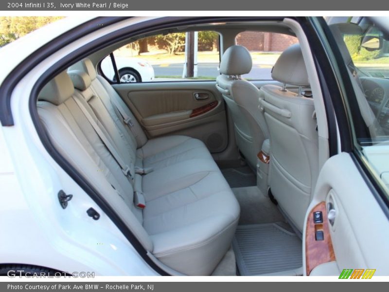 Ivory White Pearl / Beige 2004 Infiniti I 35