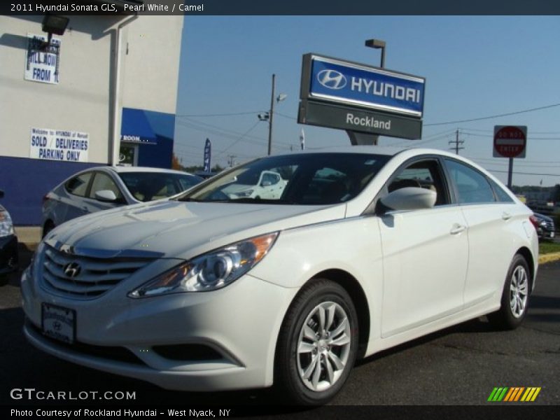 Pearl White / Camel 2011 Hyundai Sonata GLS