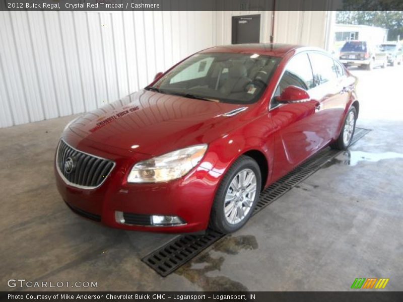 Front 3/4 View of 2012 Regal 