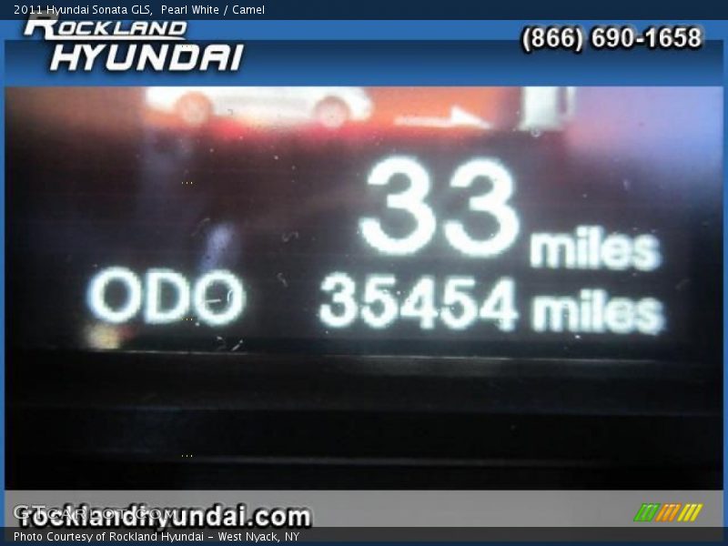 Pearl White / Camel 2011 Hyundai Sonata GLS