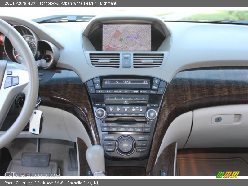 Aspen White Pearl / Parchment 2011 Acura MDX Technology