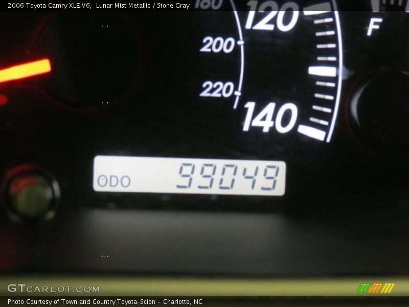 Lunar Mist Metallic / Stone Gray 2006 Toyota Camry XLE V6