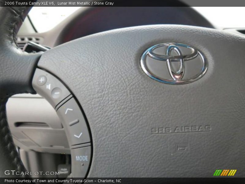 Lunar Mist Metallic / Stone Gray 2006 Toyota Camry XLE V6