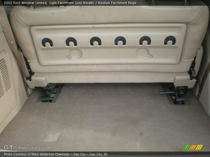 Light Parchment Gold Metallic / Medium Parchment Beige 2002 Ford Windstar Limited