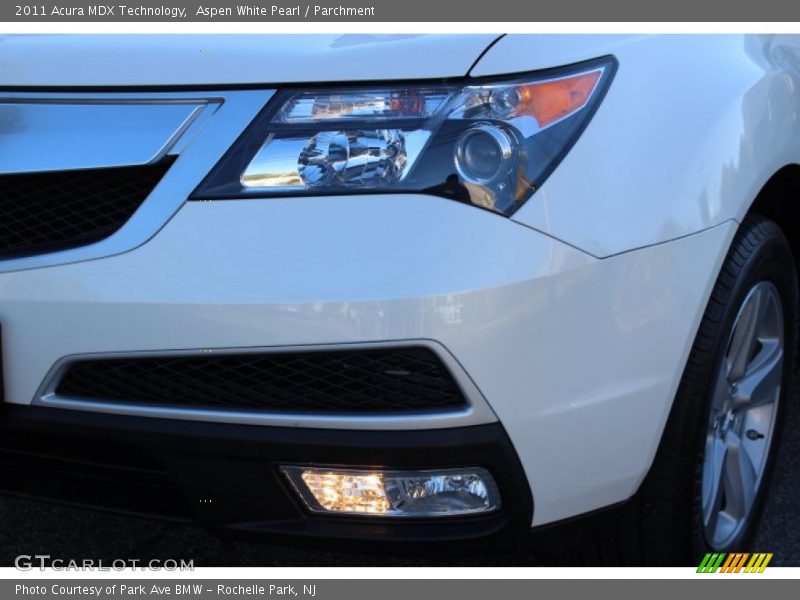 Aspen White Pearl / Parchment 2011 Acura MDX Technology
