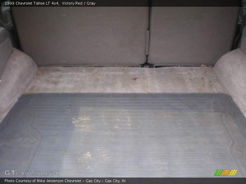 Victory Red / Gray 1999 Chevrolet Tahoe LT 4x4
