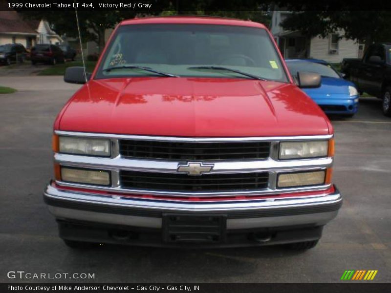 Victory Red / Gray 1999 Chevrolet Tahoe LT 4x4