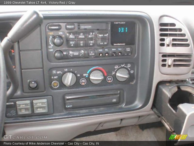 Victory Red / Gray 1999 Chevrolet Tahoe LT 4x4
