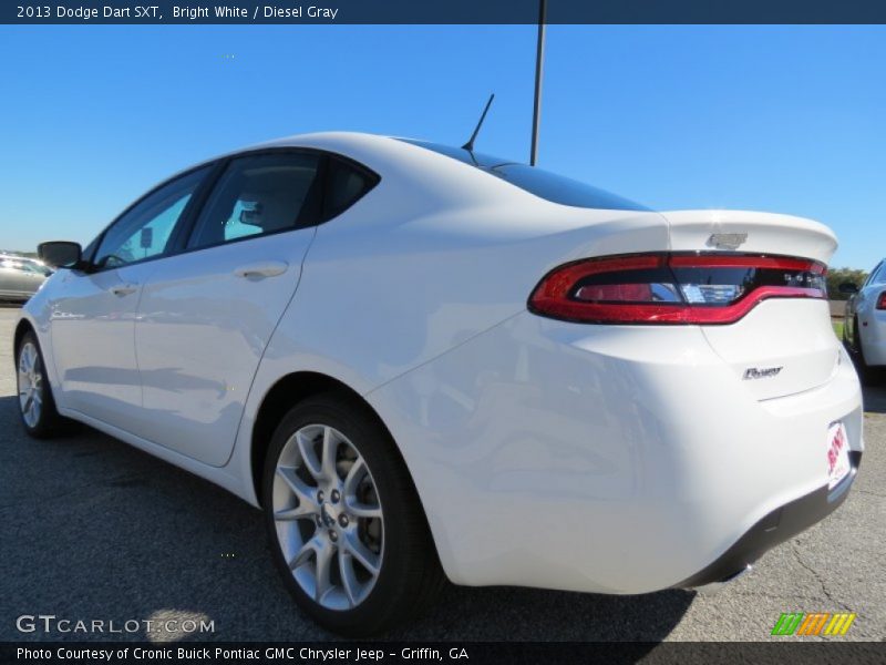 Bright White / Diesel Gray 2013 Dodge Dart SXT