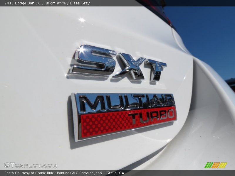 Bright White / Diesel Gray 2013 Dodge Dart SXT