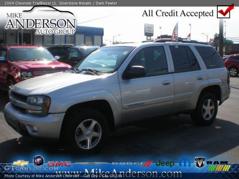 Silverstone Metallic / Dark Pewter 2004 Chevrolet TrailBlazer LS