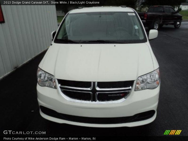 Stone White / Black/Light Graystone 2013 Dodge Grand Caravan SXT
