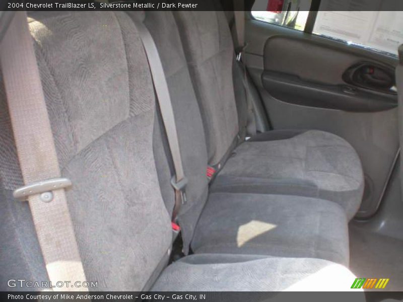 Silverstone Metallic / Dark Pewter 2004 Chevrolet TrailBlazer LS