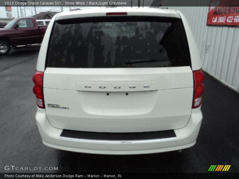 Stone White / Black/Light Graystone 2013 Dodge Grand Caravan SXT
