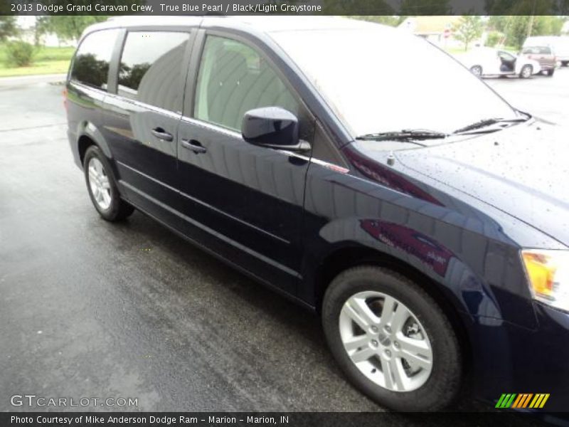 True Blue Pearl / Black/Light Graystone 2013 Dodge Grand Caravan Crew