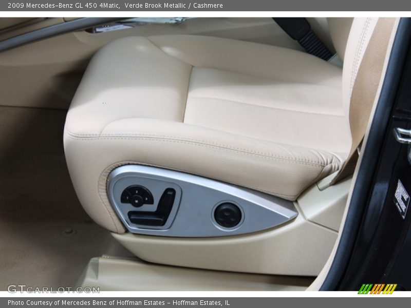 Front Seat of 2009 GL 450 4Matic