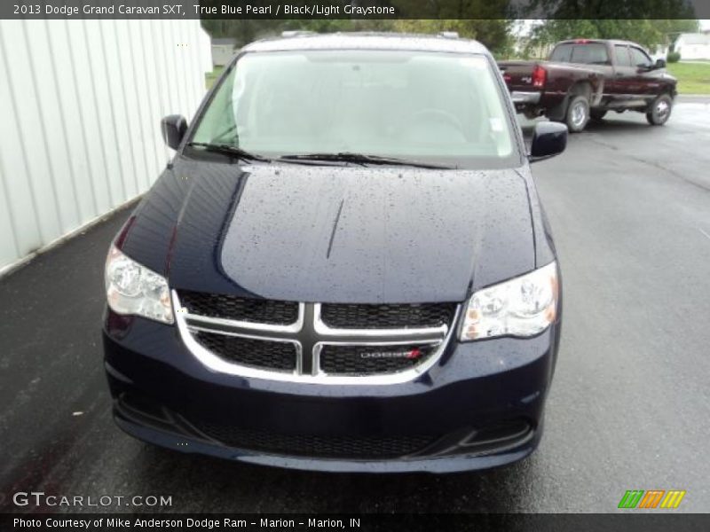 True Blue Pearl / Black/Light Graystone 2013 Dodge Grand Caravan SXT