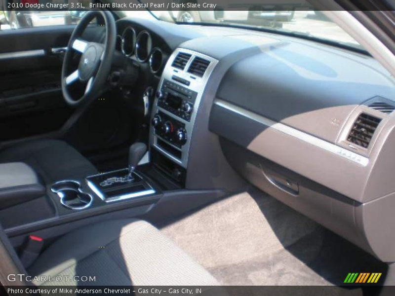 Brilliant Black Crystal Pearl / Dark Slate Gray 2010 Dodge Charger 3.5L