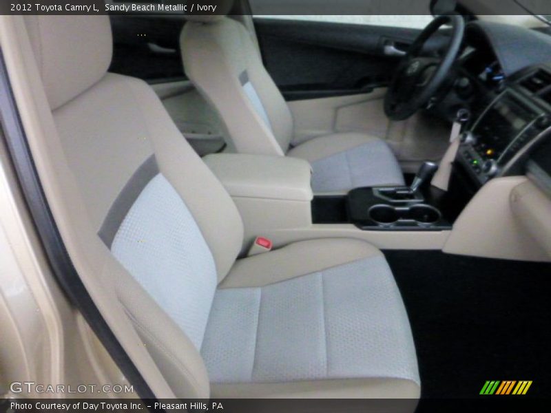 Sandy Beach Metallic / Ivory 2012 Toyota Camry L